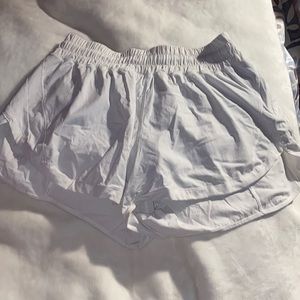 Lululemon Track That High-Rise Lined Short 3”|white|size 10